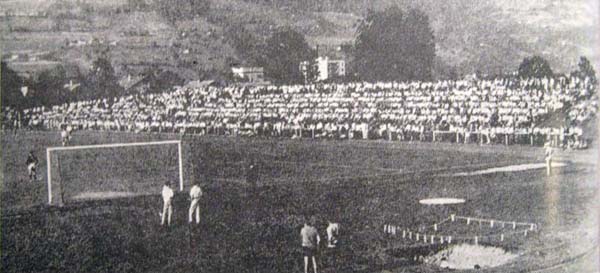 Das Dolomitenstadion - vollbesetzt gegen Wattens